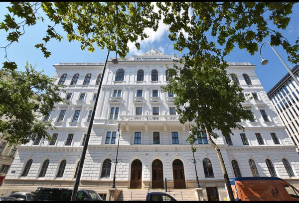 Genieße ein stilvolles Erlebnis in dieser zentral gelegenen Unterkunft.  Luxus Wohnung im 1 .Bezirk  in Wien, mit Parkplatz Private room in rental unit vacation rental 54051651