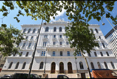 Genieße ein stilvolles Erlebnis in dieser zentral gelegenen Unterkunft.  Luxus Wohnung im 1 .Bezirk  in Wien, mit Parkplatz Private room in rental unit vacation rental 54051651