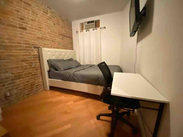 Private room in a shared apartment New York, NY Rental unit in New York · 1 bedroom · 1 bed · 2 baths Private room in rental unit vacation rental 958668153859089250
