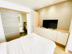 Situé à quelques pas de la station de métro Saxe Gambetta et à quelques minutes  Lyon, France ⚡️NID DOUILLET CHIC HYPERCENTRE SAXE Entire rental unit vacation rental 49870225