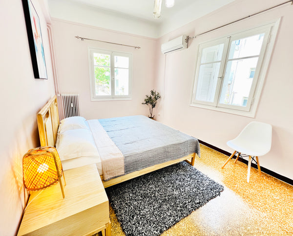 Uoo Home202 is a 60 sq.m flat with cozy two-bedroom. recently decorated with woo GR UooHome 202, Comfy mattress, Close  Subway, Aircon Entire rental unit vacation rental 630355544417725831
