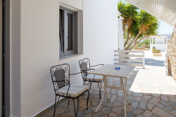 Our complex consists of 12 private apartments, a public dinning room which can a Greece Room G Villa Regina Resort Entire rental unit vacation rental 43160730