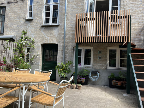 Charming townhouse in Copenhagen. <br />Green yard in front, sunny courtyard in  Copenhagen, Denmark Family friendly townhouse w/ garden and courtyard Entire townhouse vacation rental 615935466735123843