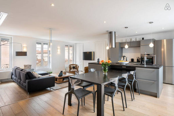 In the heart of the ultra-lively district of Croix-Rousse, the duplex is built a Lyon, France Le Duplex - Amazing flat overlooking the rooftops Entire rental unit vacation rental 34377201