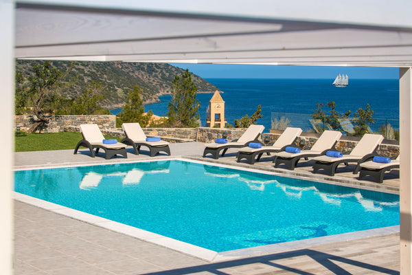 Villa Bellelen is a brand new, modern villa, built in 2016. The chic and luxurio Agios Nikolaos, Greece Villa Bellelen Entire villa vacation rental 11522133