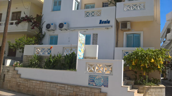 Renia Hotel Apartments is located in the heart of Agia Pelagia seaside village.  Heraklion, Greece Studio , 2 min walk from the center and the sea. Entire rental unit vacation rental 34325164