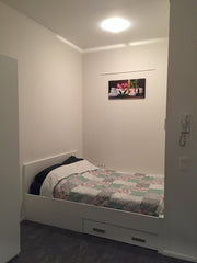 Au cœur de Bruxelles, ce studio de 35 m² lumineux et chaleureux, est situé à que El Mourouj, Tunisia Magnifique studio  100 mètres de la grand-place Entire condo vacation rental 24178249