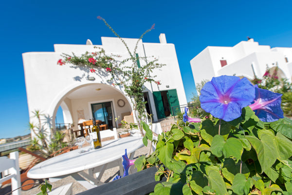 A well-equipped, spacious home, spread over 3 floors, with 3 terraces overlookin Matfield, United Kingdom Fantastic Family Beachside Villa with Pool (2023) Entire villa vacation rental 4572021