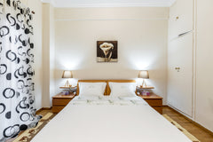 Studio flat for 2 persons combining comfort & style, next to LARISIS TRAIN STATI Athens, Greece Studio flat, close to center of Athens Entire rental unit vacation rental 29233985