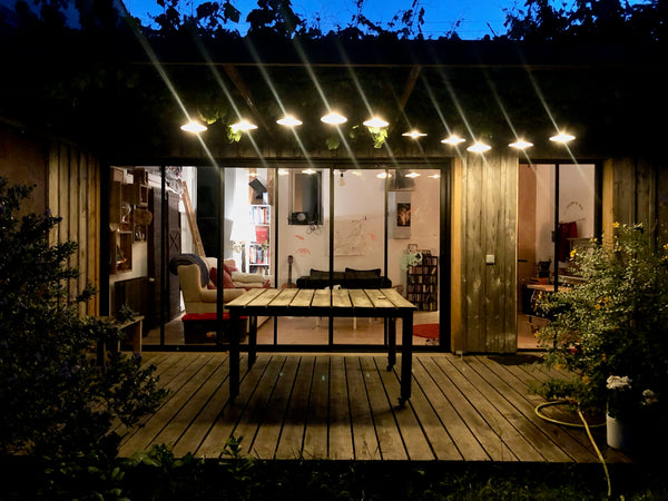 Ma maison est remplie d œuvres personnelles . Le jardin est agréable, un écrin d  Un air de vacances à Bordeaux Entire townhouse vacation rental 631874565033191377