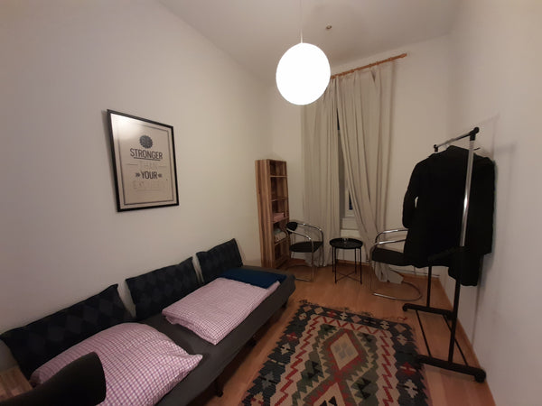 8 min to the center-next to metro U1<br /><br />Enjoy Vienna and get a feeling f Vienna, Austria 8 min to the center-next to metro U1-1 Private room in rental unit vacation rental 45615165