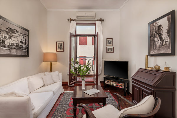 Welcome to our deluxe Chania apartments!<br />Set on the city’s most famous stre  Monk homes 1, 1 bdr apt in the old city center Entire condo vacation rental 596807010985855259