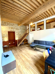 Très beau T3 Canut rénové à neuf avec mezzanine <br />Canut avec 4M de hauteur s Saint-Didier-au-Mont-d'Or, France Beau T3 Canut lumineux de 80m2 Croix Rousse Entire rental unit vacation rental 609104768390242519