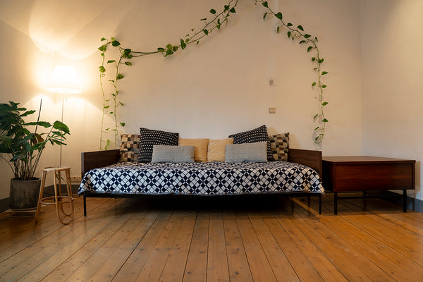 Cosy apartment located in a charming building a short walk away from the city ce  Cosy and spacious apartment in Ghent Entire rental unit vacation rental 46462742