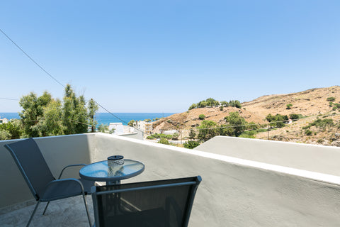 At the center of the famous resort , Panormos, and only 200 metres from the loca  Lovely apartment for 2 persons, Panormo center Entire rental unit vacation rental 654384445495154063