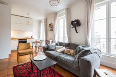Situé à  quelques pas des berges du Rhône.<br /><br />Appartement 2 pièces<br /> Lyon, France ⚡️NID DOUILLET CHIC HYPERCENTRE Entire rental unit vacation rental 39910979