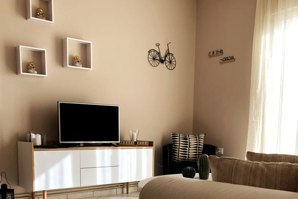 Cozy apartment 20 minutes from Athens city center. Clean and spaceful house. Loc Agioi Anargyroi, Greece Niko's & Alexia's House Entire condo vacation rental 562831385810346982