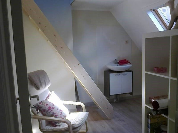 Hi,<br /><br />I have 1 room for rent in a student house where 3 other students  Wuustwezel, Belgium Room 2 - Students house Private room in townhouse vacation rental 8979470