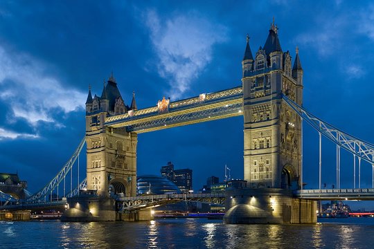 Private Half Day London Tour With Car/MPV/Van/Coach  Private Tours and Travel Guide Europe London CITY London Destination Tour