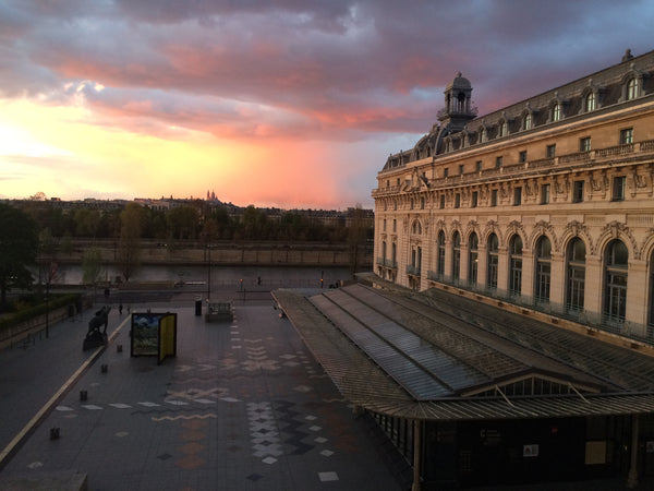 Located in the very heart of the city, this traditional flat always charms the v Paris, France Incredible View of Paris Private room in rental unit vacation rental 10324859
