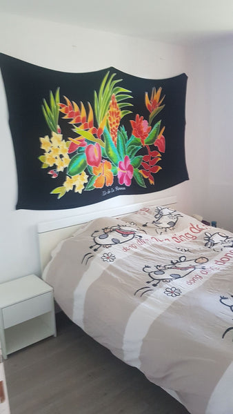 Vous apprécierez la proximité des sentiers de randonnée et de trail et la proxim  Appartemment cosy proche Monts d'or et île barbe Entire rental unit vacation rental 710944458190271373