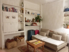 Vous êtes les bienvenus dans mon appartement de 30m2, situé dans le quartier de  Paris, France Petit appartement au pied de la butte Montmartre Entire rental unit vacation rental 23217984