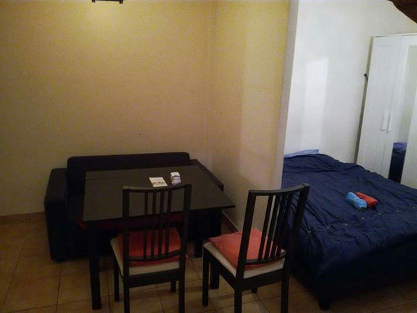 Charmant studio de 20m2 situé au dernier étage (5ème) d'un immeuble dans un quar Caen, France Charmant studio 20m2 dans le 12ème Entire rental unit vacation rental 10846905