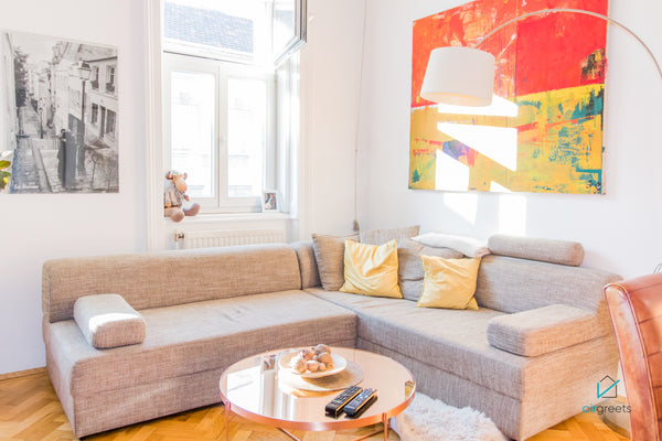 Welcome to my beautiful apartment with balcony in the popular 8th district. You   APARTMENT WITH TERRACE IN 8TH DISTRICT Entire rental unit vacation rental 33441731