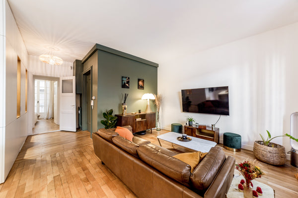 Ideally located in the heart of the Lyon peninsula, you will stay in a beautiful  Elegance and high standing in the city center Entire rental unit vacation rental 656413377647601984