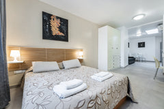 Featuring a restaurant and free WiFi, Vincanto Rooms Old Town is located in the  Prague, Czechia Vincanto Rooms Old Town - Studio 4 people Entire guesthouse vacation rental 44438667