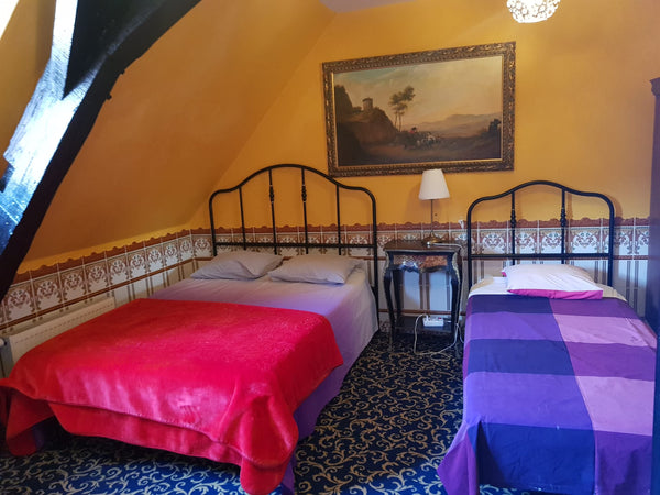 Hotel Mozart se situe dans le centre-ville, plus précisément dans le quartier Ba  Hotel Mozart - room Triple with breakfast Room in hotel vacation rental 45299426