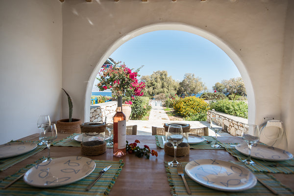 Located in the picturesque village of Ampelas and only 10m from the sea. You wil Athens, Greece Family seafront villa, 1' from the beach Cycladic home vacation rental 17502485