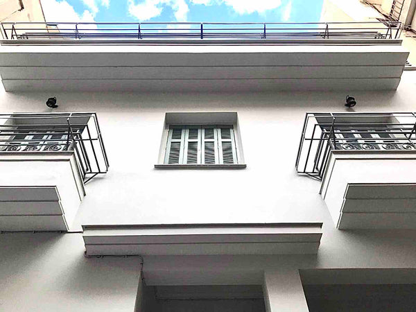 Cet appartement est situé dans un superbe immeuble entièrement rénové et meublé  Athens, Greece N2 Beautiful Garden Apartment Central Athens Entire rental unit vacation rental 41346000