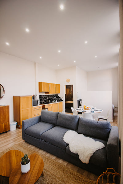 Well equipped, cosy and comfortable flat, tastefully decorated.<br />Close to al Brussels, Belgium ★ Grill 2.2 · ★ Beautiful Studio in the heart of Brussels ★ Entire rental unit vacation rental 51165164