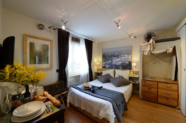 Located in a private residence in the heart of Paris nearby many museums, shops  Paris, France Gorgeous studio in the Haut-Marais Entire rental unit vacation rental 22338098
