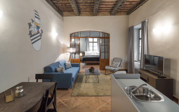 You will love this spacious two bedroom apartment with high ceilings and beautif Prague, Czechia Two Bedroom Apartment 3 Epoques Entire rental unit vacation rental 549837