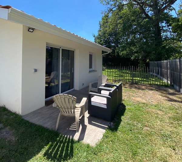 A small cocoon ideally located!<br />You will be accommodated in our new studio, Pessac, France Le Studio: propreté, confort et indépendance 1⭐️ Entire home vacation rental 41807728
