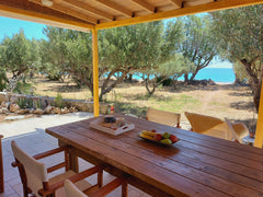 A cozy villa, ideal for famillies, just a step ahead from the coast.<br />Villa   Villa Riviera- 20 meters from the coast Entire cottage vacation rental 49403013