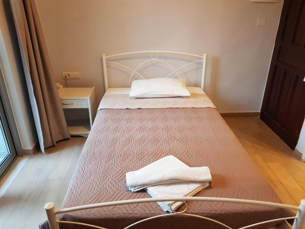 Single room is located in the heart of Chania City center and it's part of Archo Chania, Greece Economy Single Room in the heart of Chania City Private room in bed and breakfast vacation rental 31027154