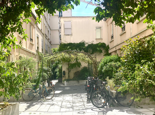 Ce studio de 25m2 est situé au cœur de Paris, dans le 11ème arrondissement. <br  Paris, France Studio coloré au cœur de Paris Entire rental unit vacation rental 8506137