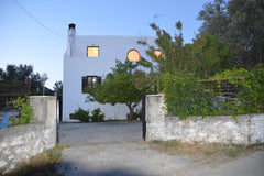 House with 3single beds, lounge with tv32'' air condition free wifi and Kitchen   Nature house #1 Entire condo vacation rental 35559052