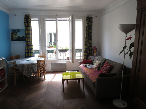 This is our home, where we live my 3 children and myself. <br />In a very cosmop Paris, France family flat in the center of Paris Entire rental unit vacation rental 911746
