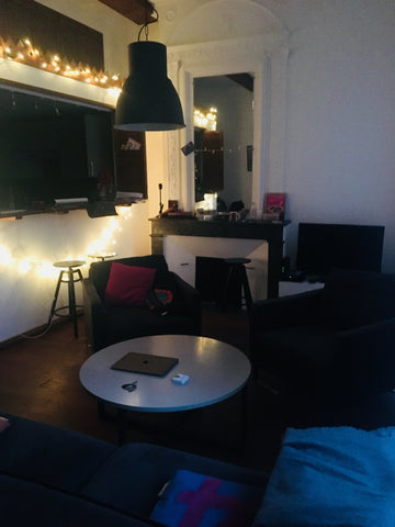 Appartement contemporain en plein cœur de la vieille ville de Bordeaux à 2 pas d Bordeaux, France Appartement contemporain en plein cœur de Bordeaux Entire rental unit vacation rental 22242082