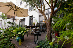 Hôtel particulier contemporain de 230m2, luxueux, équipé avec jardin, une cour,  France Luxurious house near Montmartre Entire home vacation rental 4659998