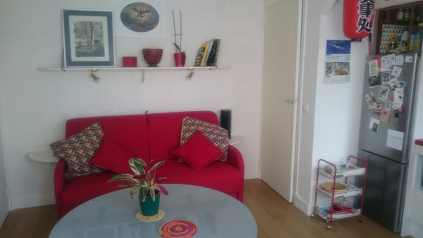 Lovely, quiet studio in the heart of a swanky neighbourhood - a few strides away Paris, France Quiet studio close to the Luxembourg garden Entire rental unit vacation rental 21001798