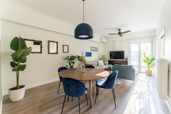 An amazing newly renovated 3-bed 2-bath 120 m2 home, located next to the histori Toronto, Ontario, Canada Spacious & Stylish 3-BRM near Acropolis Museum Entire rental unit vacation rental 53352240