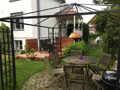 Villalejlighed i børnevenligt kvarter bygget til Carlsberg-funktionærer i starte Copenhagen, Denmark Charmererende villalejlighed med skøn have Entire home vacation rental 14769962