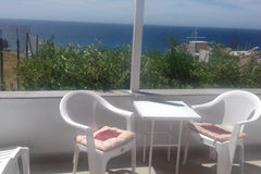 Furnished rooms in a  decor style in Greek style<br /><br /><b>The space</b><br   There is a very nice garden with lots olive Cycladic home vacation rental 34533721