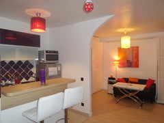 Studio de 27 m² très lumineux, calme donnant sur cour, comprenant une cuisine ou Paris, France Beau studio clair et calme proche Montmartre Entire rental unit vacation rental 13455290