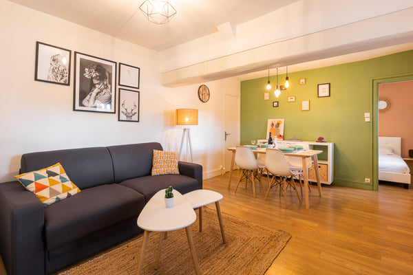 This fully renovated and equipped apartment can accommodate up to 4 people (one  Lyon, France Dify Grillet - Cordeliers Entire rental unit vacation rental 555026577065788356